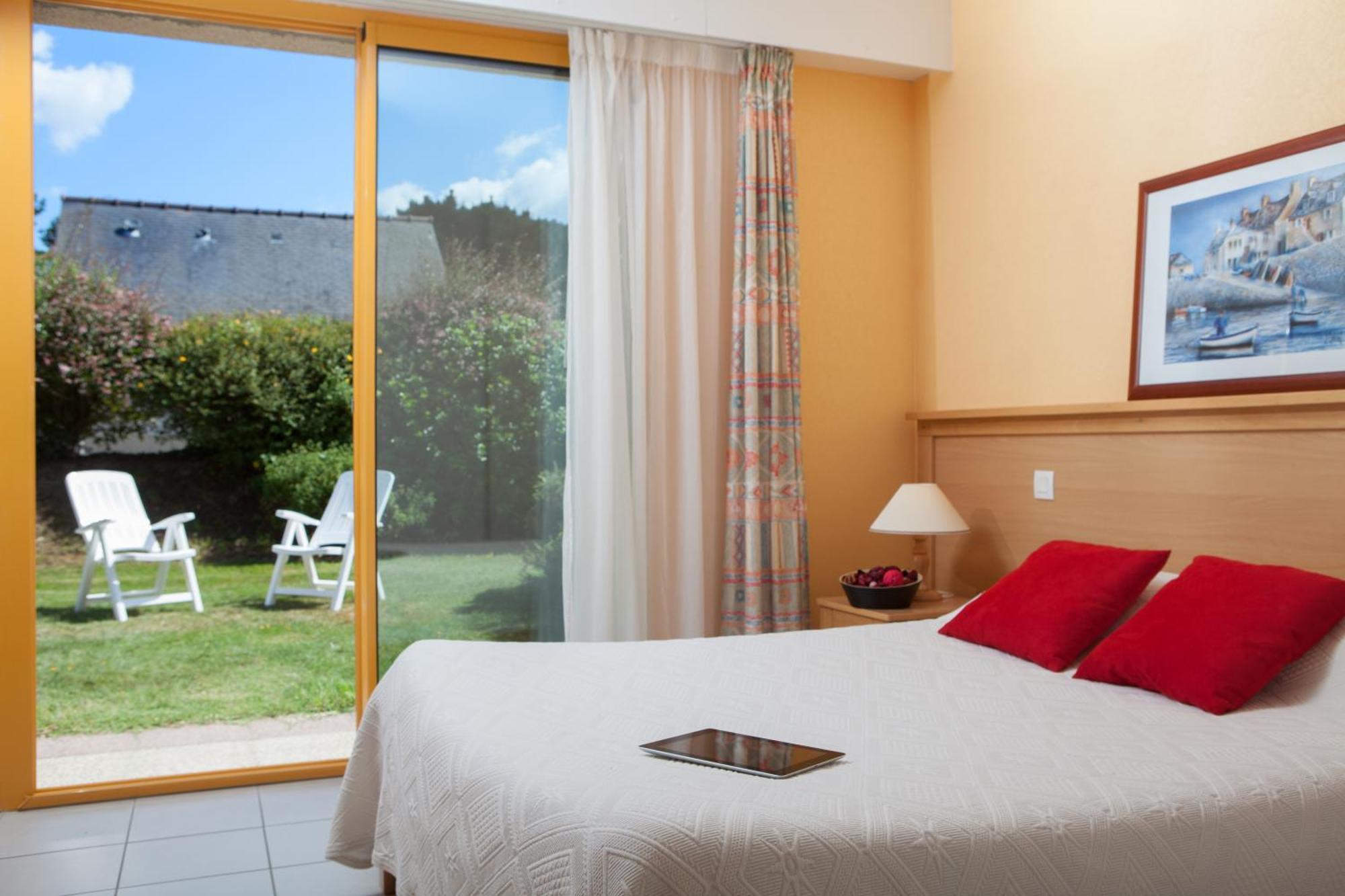 Azureva Tregunc Hotel Екстериор снимка