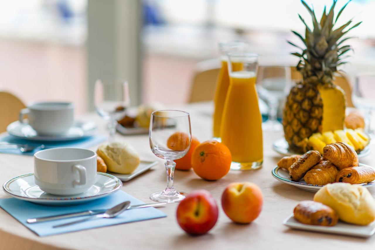 Azureva Tregunc Hotel Екстериор снимка